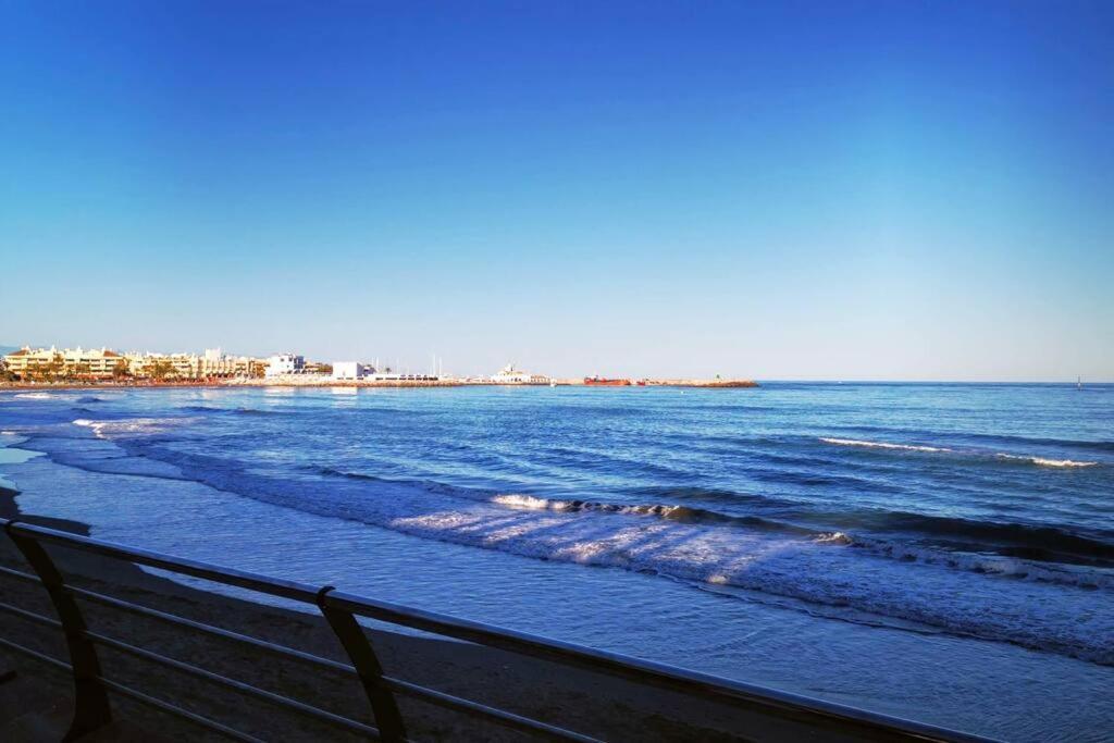 Beautiful Sea Views Cozy Apartment 350 M From Beach Benalmadena Exterior photo