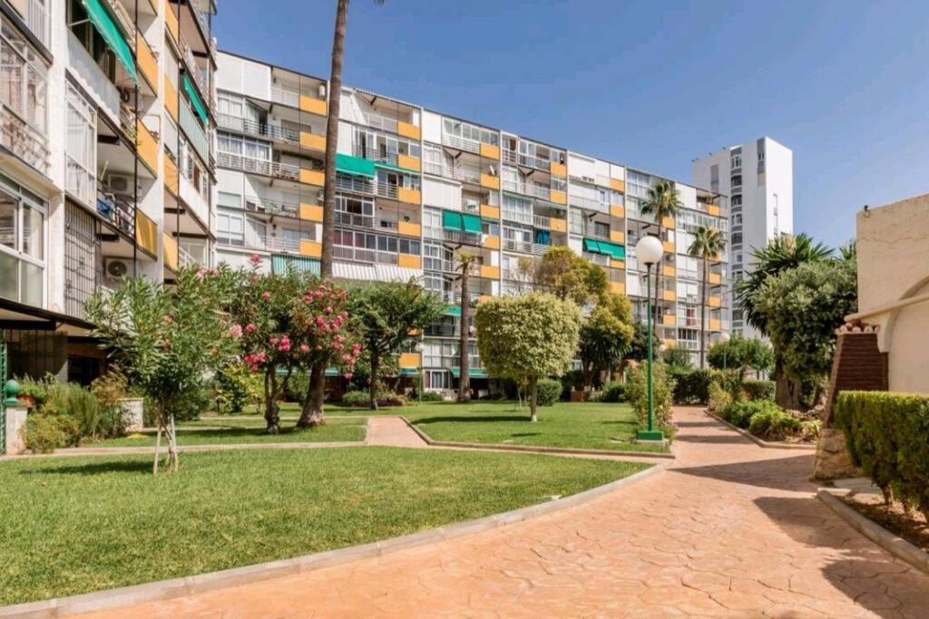 Beautiful Sea Views Cozy Apartment 350 M From Beach Benalmadena Exterior photo