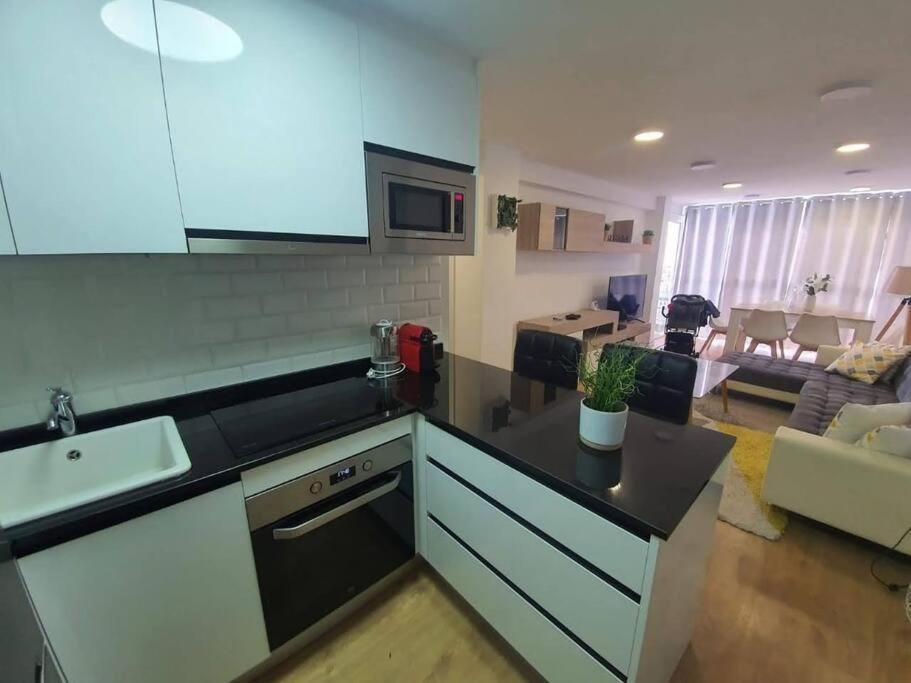 Beautiful Sea Views Cozy Apartment 350 M From Beach Benalmadena Exterior photo