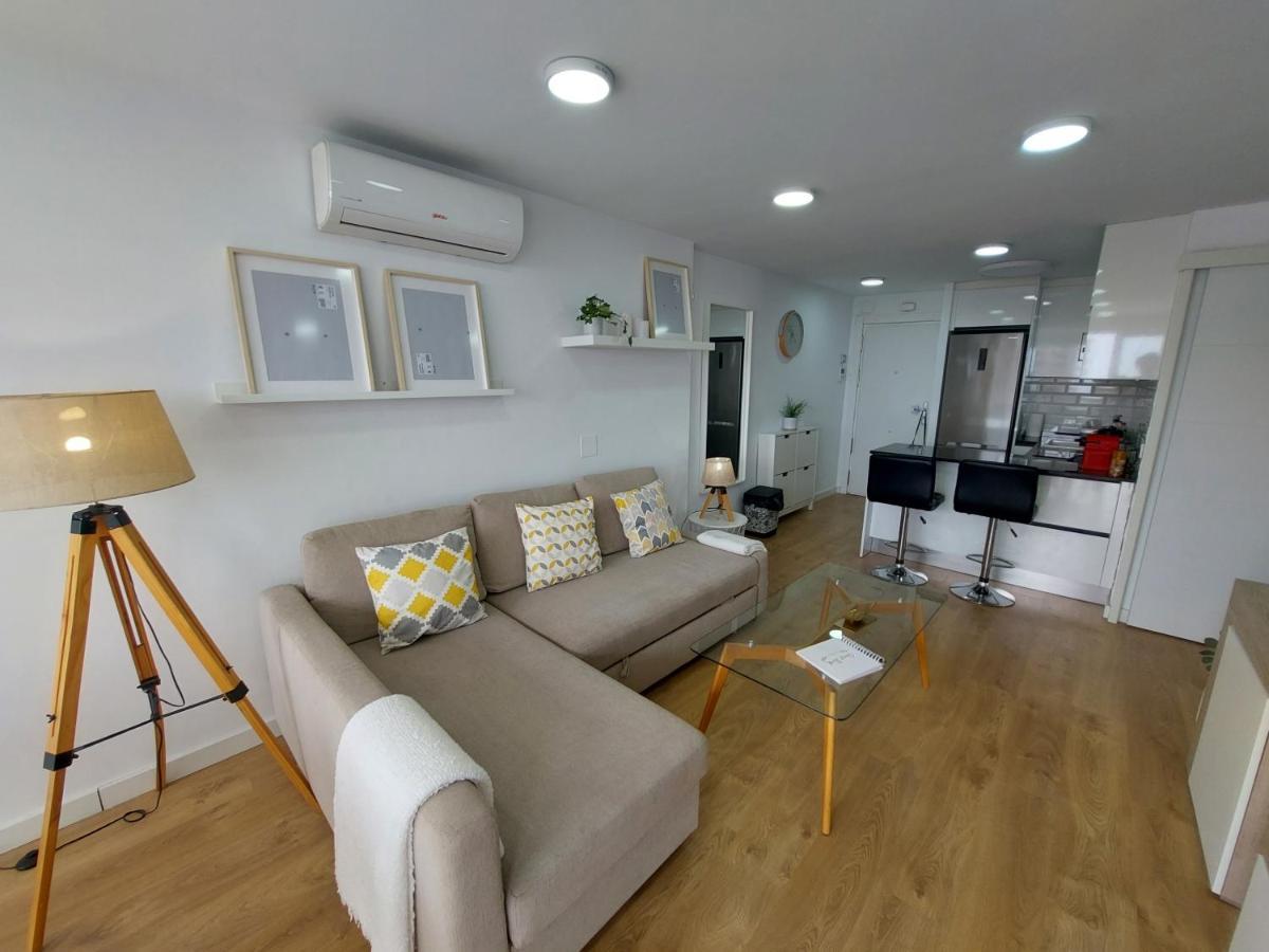 Beautiful Sea Views Cozy Apartment 350 M From Beach Benalmadena Exterior photo